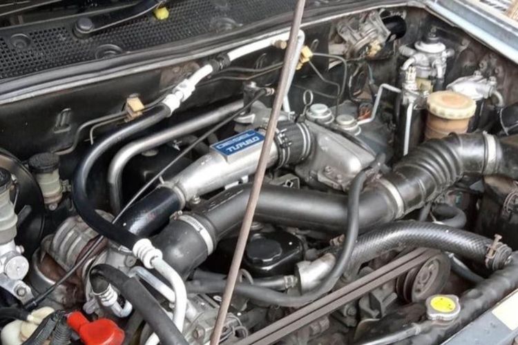 Momen Mesin Isuzu Panther Masih Hidup Usai Terendam Banjir 10 Jam