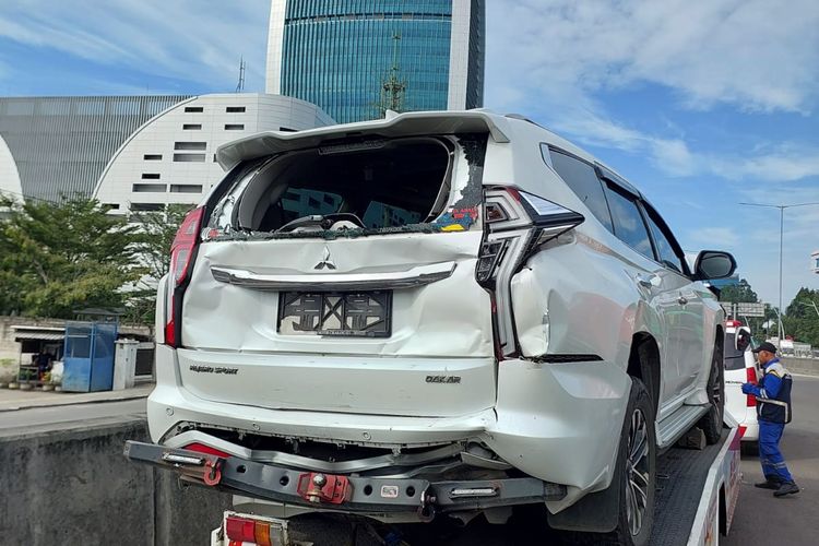 3 Cara Mudah Hindari Tabrakan Beruntun di Jalan Tol