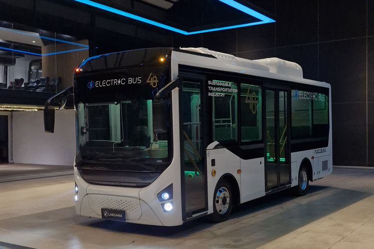 Peluncuran Bus Listrik Nucleus 6 oleh Karoseri Laksana