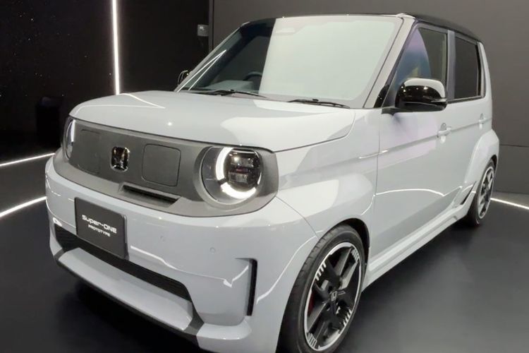 Mengapa Honda Selektif Memproduksi Mobil di Indonesia?