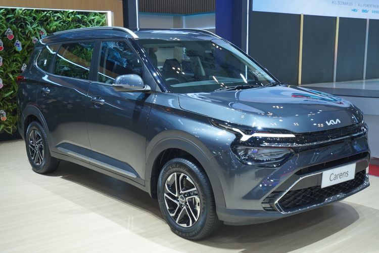 Dua MPV Andalan Kia Tebar Pesona di GIIAS 2025