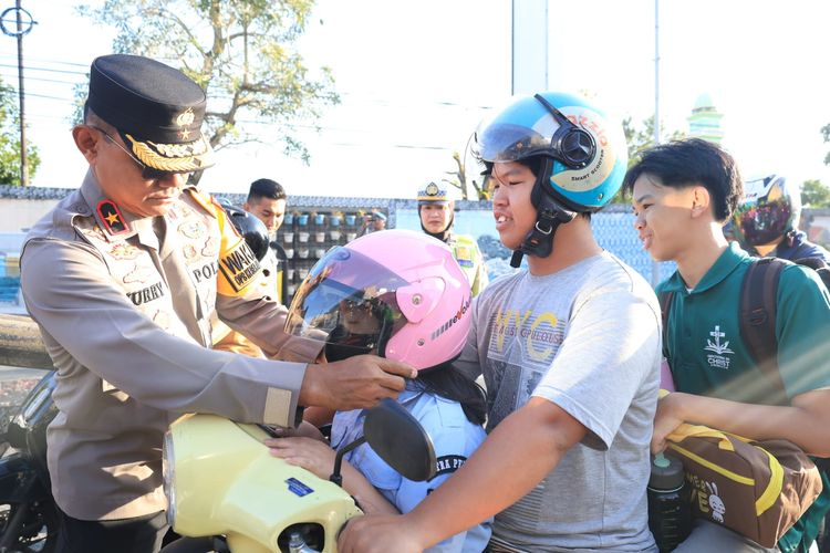 Viral Ketua DPRD Kepri Naik Moge Tanpa Helm, Ini Kata Pakar Safety
