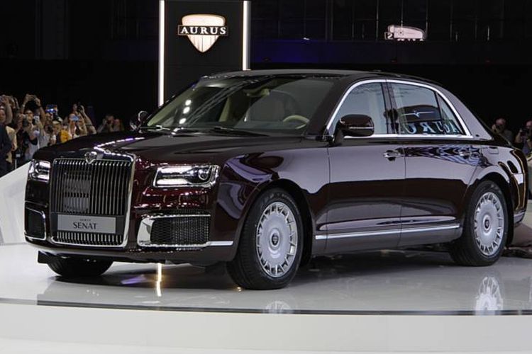 Intip Mobil Limosin Mewah yang Jemput Prabowo di Rusia