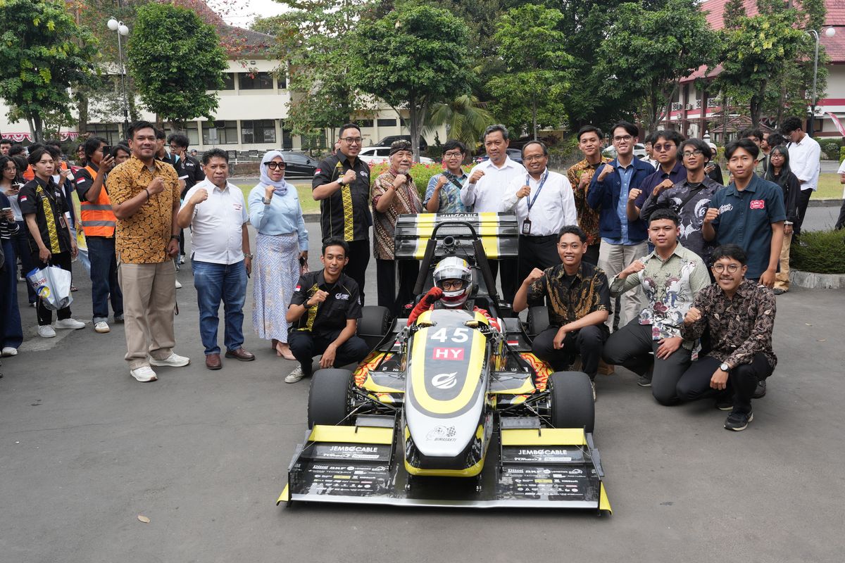 Merek Cat Semprot Ini Dukung Bimasakti UGM di Formula SAE Italy 2026