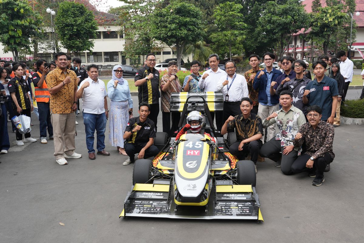 Merek Cat Semprot Ini Dukung Bimasakti UGM di Formula SAE Italy 2026