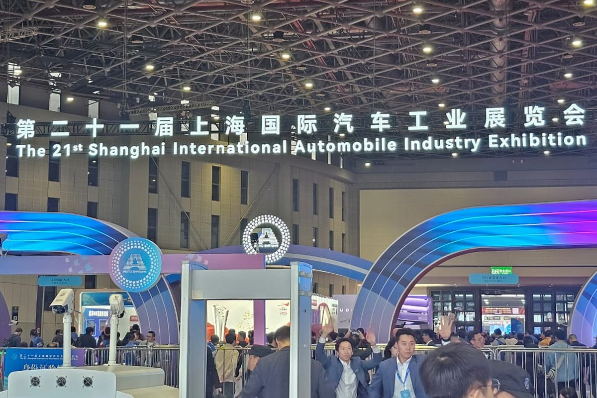 Datang ke Auto Shanghai 2025 Harus Lewati Pemeriksaan Paspor