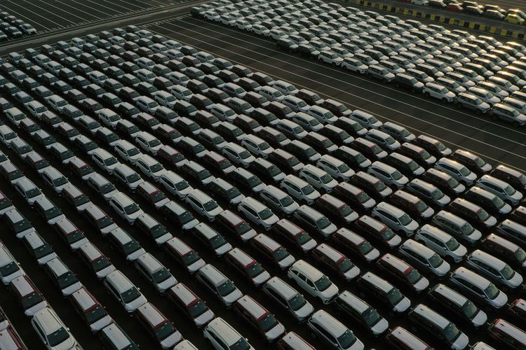 Ekspor Mobil Indonesia April 2026: CBU Turun, CKD Naik