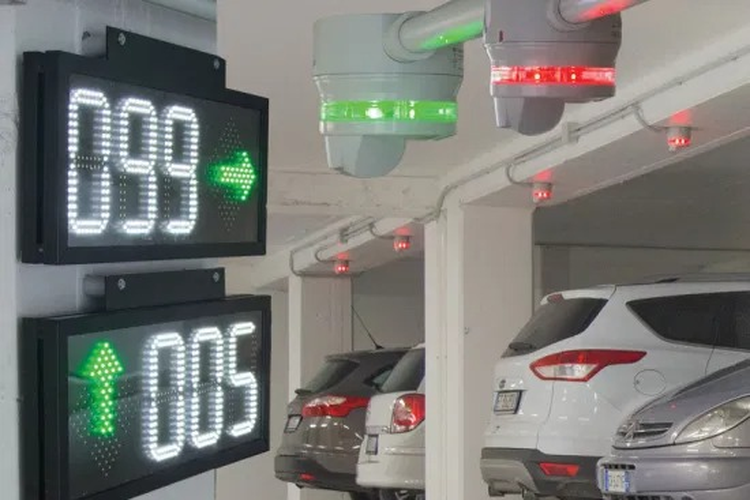 Wuling AIr ev, Mobil Mungil yang Sering Bikin Kecele di Tempat Parkir