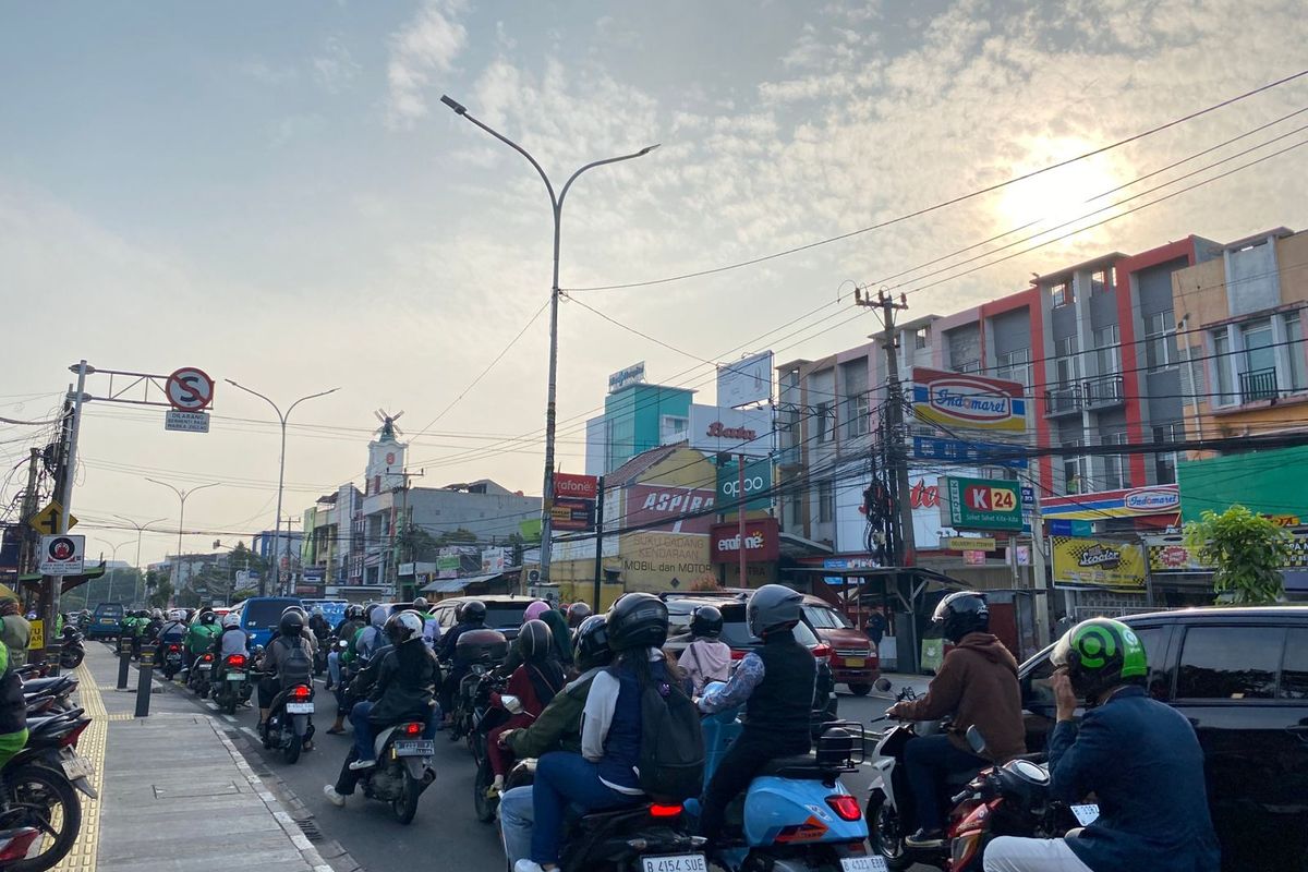 Radiator Rentan Rusak kalau Kendaraan Sering Terjebak Macet