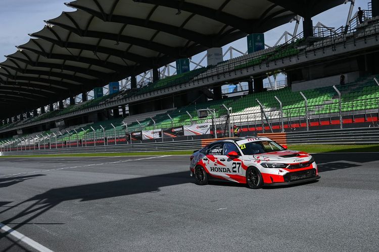 Pebalap Indonesia Juara MTC 2026 di Sirkuit Sepang, Malaysia