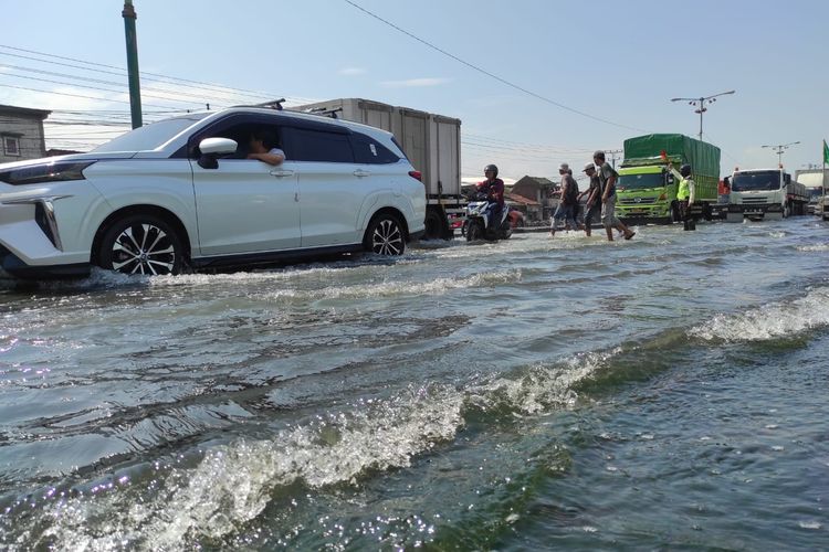 Sayung Demak Masih Banjir Rob, Ini Jalur Alternatifnya
