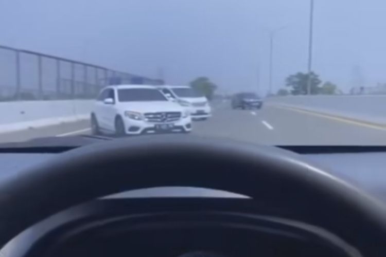 Mobil Nekat Lawan Arah di Tol Dalam Kota, Ini Sanksinya