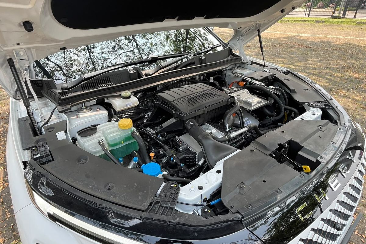 Aman atau Tidak Mencuci Ruang Mesin Mobil? Ini Penjelasannya