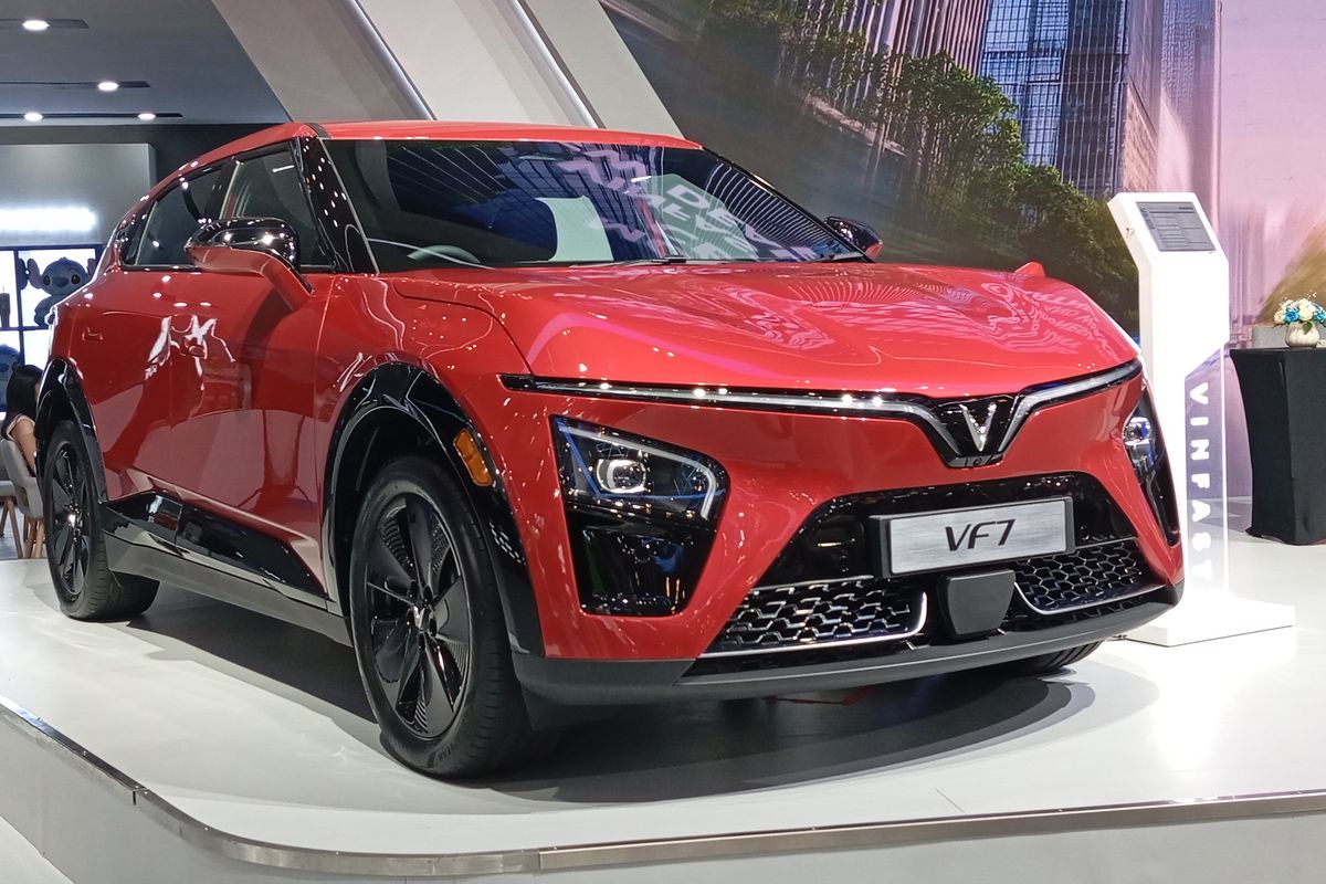 SUV Listrik VF 7 Resmi Hadir di Indonesia