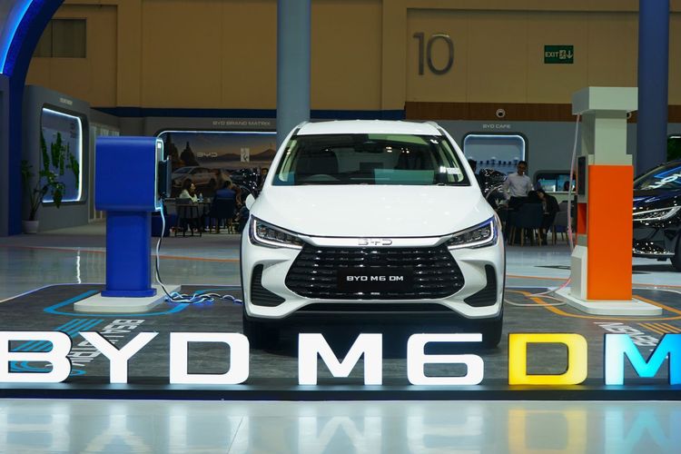 Pilihan Mobil PHEV di Indonesia, Mulai Rp 200 Jutaan