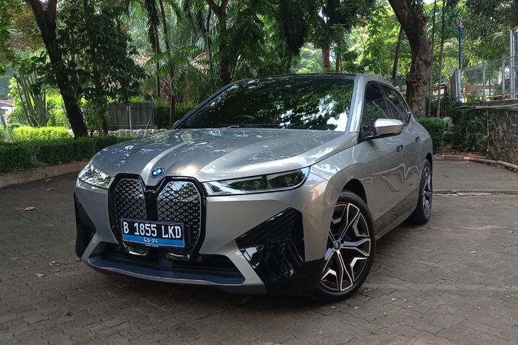 Pengguna Cerita Soal Biaya Kepemilikan BMW iX Setahun