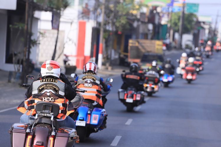 94 Bikers Tempuh Rute Jakarta-Bali dalam Touring Revival Vol. 3