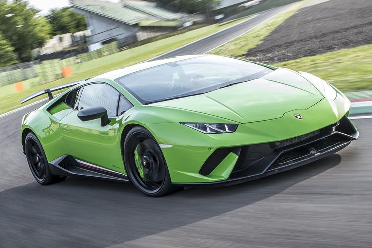 Beli Supercar Bekas Seperti Lamborghini, Bagaimana Soal Servisnya?
