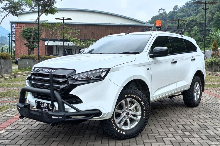 Spesifikasi Isuzu Mu-X 4x4 yang Akan Meluncur di GIIAS 2025