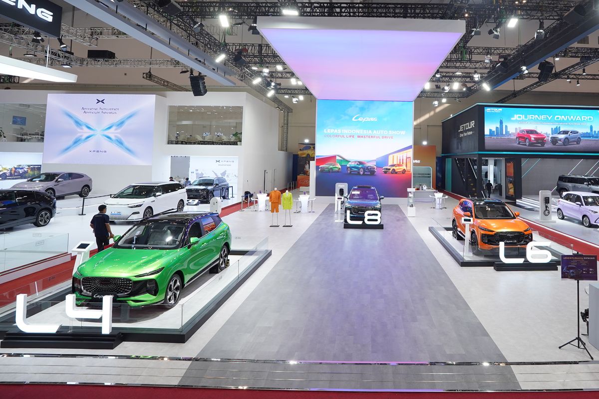 Lepas Luncurkan Tiga Model Mobil Energi Baru di GIIAS 2025