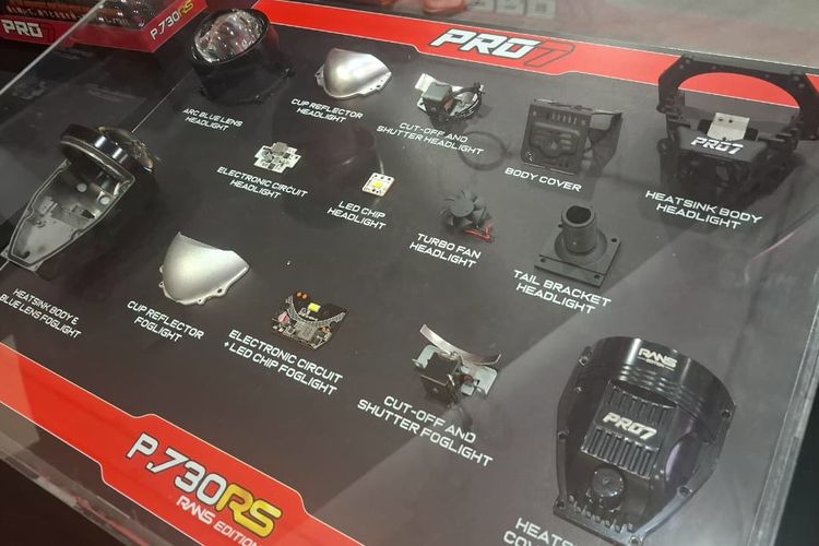 Paket Headlamp dan Fog Lamp Cocok buat Berbagai Mobil