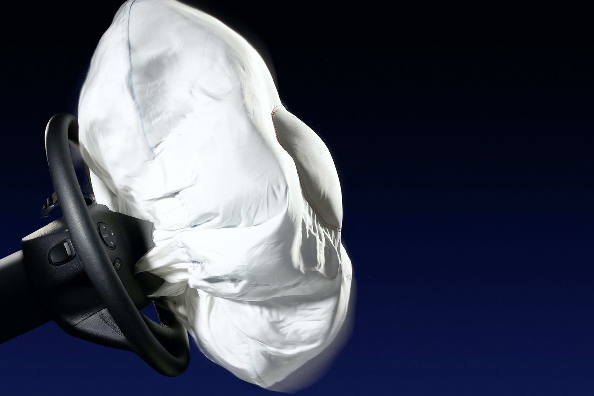 Pemeriksaan Airbag Inflator Toyota: Penting untuk Pemilik Mobil