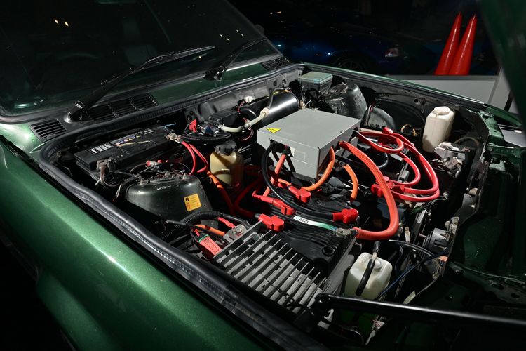 BMW E30 Listrik: Klasik Legal Pertama di Indonesia, Karya Anak Bangsa