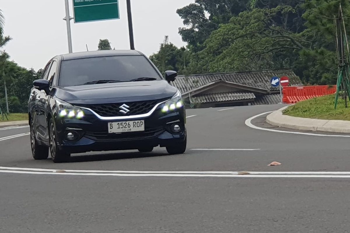 Stok Menipis, Simak Simulasi Kredit Suzuki Baleno