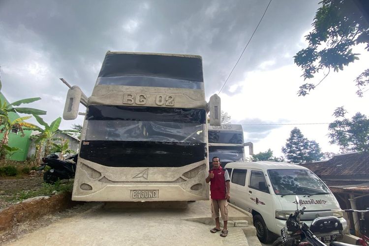 PO Agra Mas Datangi Langsung Rumah Berbentuk Bus di Wonogiri