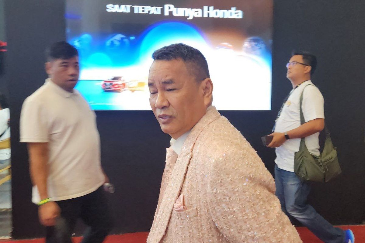 Hotman Paris Nyari Mobil Lebih Mahal dari Lamborghini di GIIAS 2025