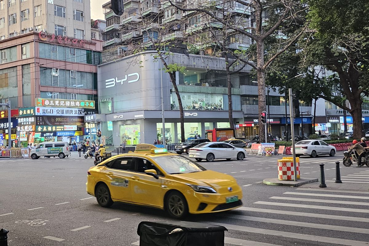 Bandingkan dengan Pertamax, Harga Bensin RON 92 di China Rp 18.000