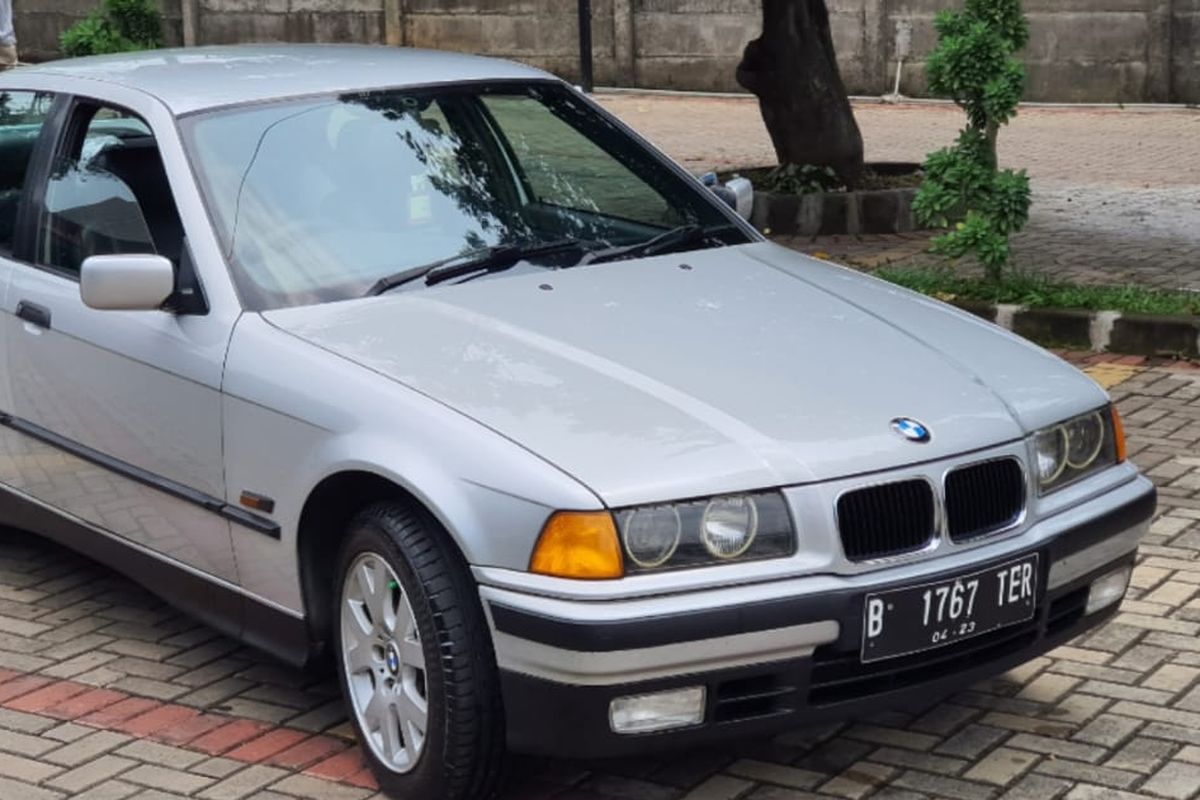 Pilih BMW E36 atau Mercy Boxer? Ini Rekomendasi buat Pemula Motuba