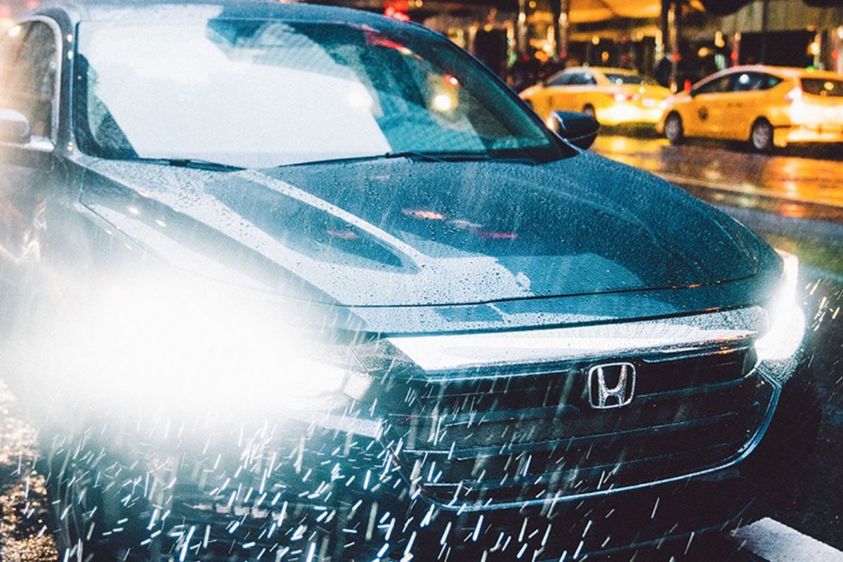 Risiko Ganti Lampu Mobil Tanpa Pemasangan yang Tepat