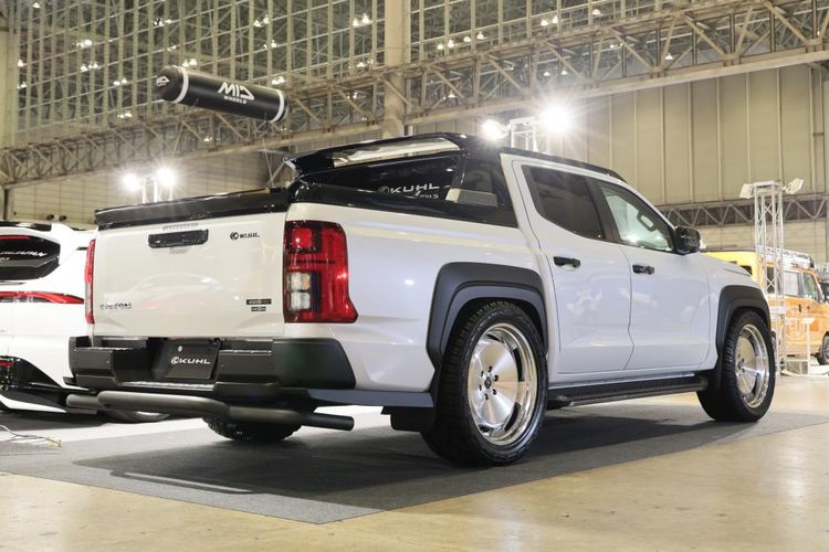 Modifikasi Mitsubishi Triton Iron Build di Tokyo Auto Salon 2026