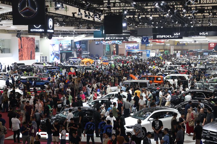 Panduan Beli Mobil Baru di GIIAS: dari Test Drive hingga Cek Odometer