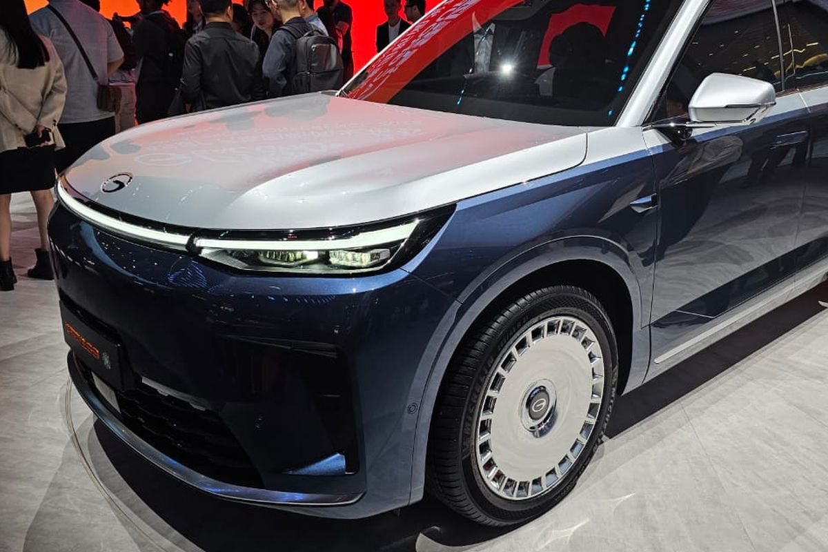 GAC, Mobil Konsep GAC S9 Tampil Memukau, Ada Kursi Pijat dan Lampu Berbasis AI