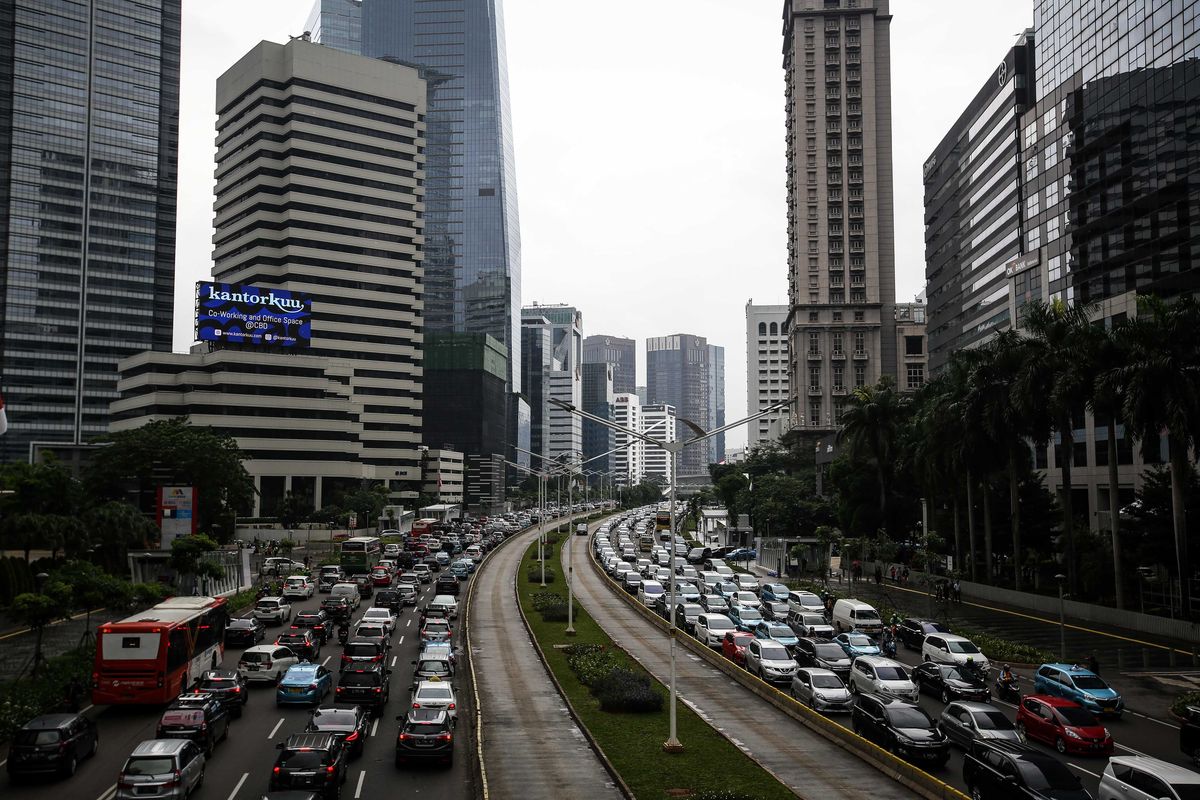 Dorong Masyarakat Naik Transportasi Umum, Tarif Parkir Berpotensi Naik