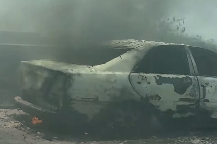 Viral Mobil Terbakar di Tol MBZ Diduga Mobil Listrik, Ini Faktanya