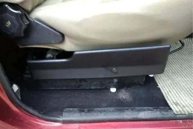 Jangan Terkecoh Tampilan Mulus, Ini Cara Deteksi Mobil Bekas Banjir