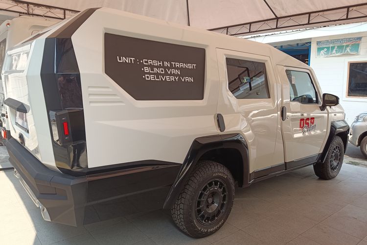 Begini Jadinya Toyota Rangga Jadi Blind Van