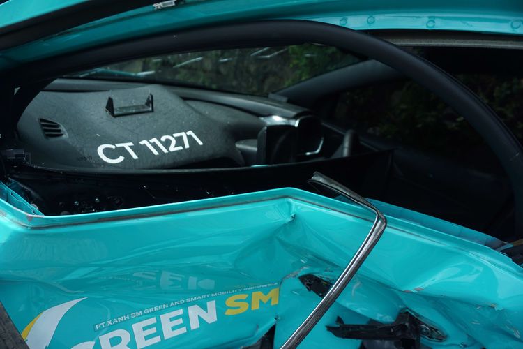 Benarkah Mobil Listrik Bisa Mogok Akibat Medan Magnet di Rel Kereta?