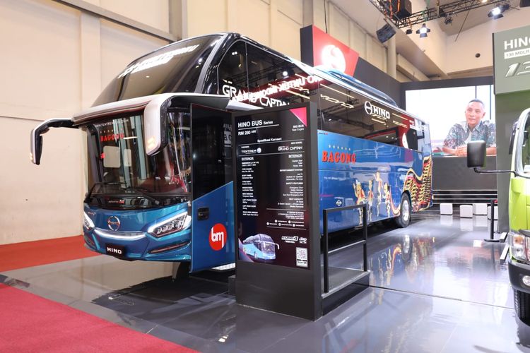 Hino Serahkan Bus RM 280 ABS kepada Bagong Transport