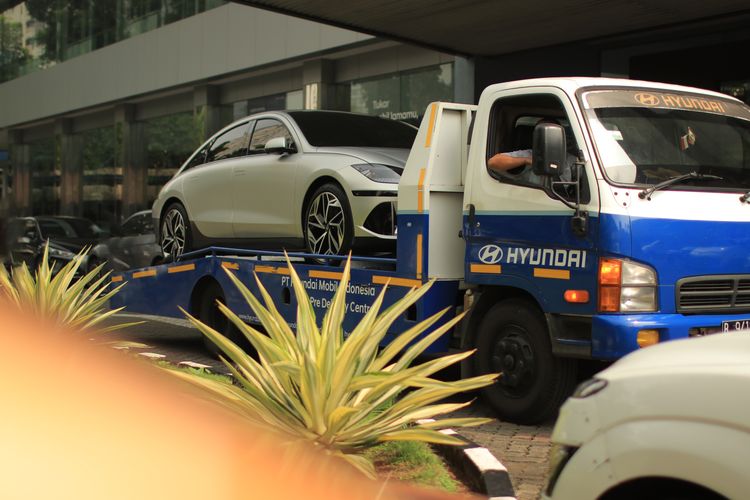 Libur Panjang ke Luar Kota, Ini Peralatan yang Wajib Dibawa di Mobil