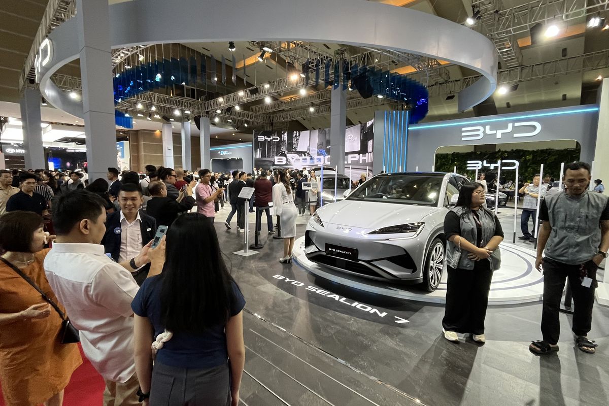 BYD, BYD Dominasi 50 Persen Pasar Kendaraan Listrik Indonesia 2025