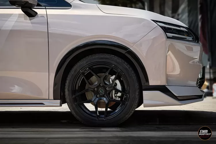 Referensi Modifikasi Darion EV, Tampil Sporty Pakai Bodykit Thailand