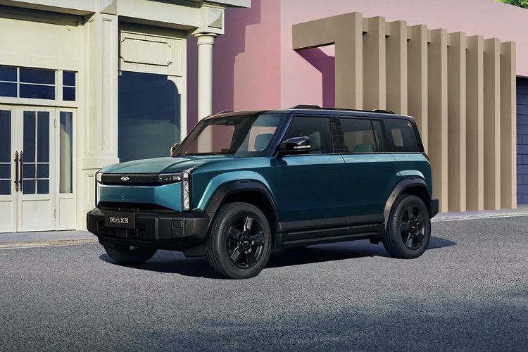 Chery Ungkap Penyebab Fengyun X3L Gagal Menanjak Gunung Tianmen