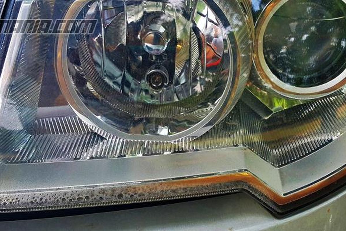 Mengatasi Embun di Headlamp Mobil: Solusi Praktis