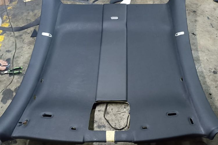 Sering Terjadi, Ini Penyakit Plafon Mobil Jepang