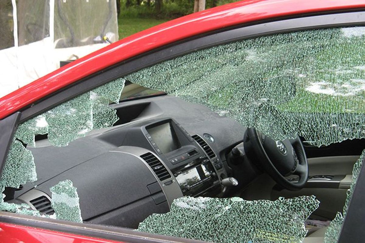 Awas, Kejahatan Pecah Kaca Mobil Kembali Terjadi, Ini Cara Menghindarinya