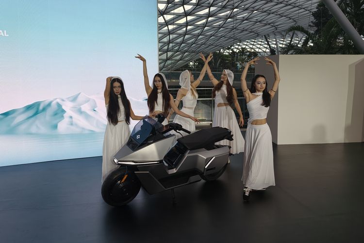 Motor Listrik Omo X Resmi Produksi Massal: Revolusi Teknologi